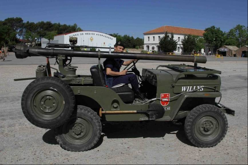 1- El carro de combate M-47E1, que en la pel