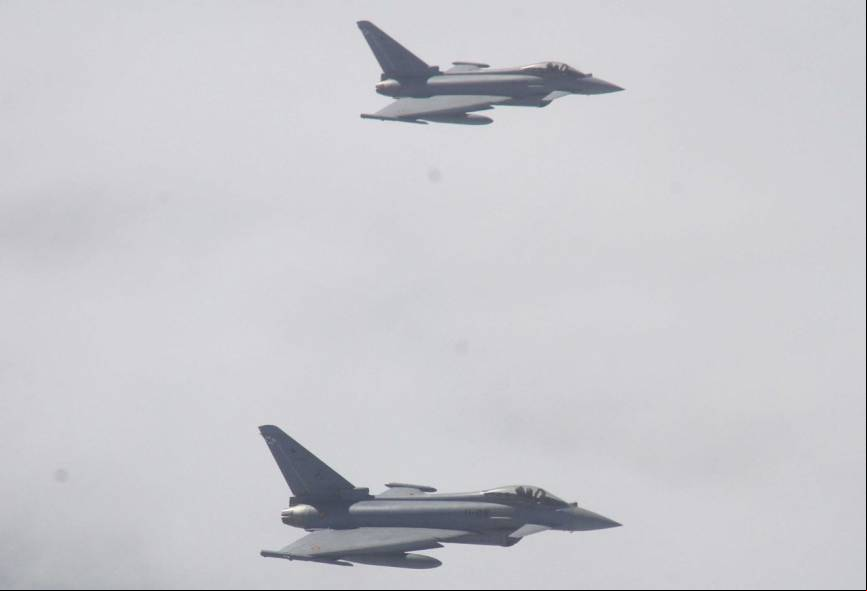 Una patrulla de Eurofighter tras ser lanzados en una simulaci