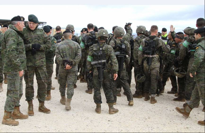 El actual Jefe de las Fuerzas Ligeras (FUL), el general de Divisi