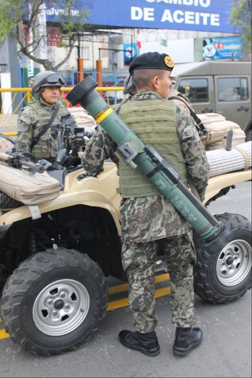 Lanzacohetes Instalaza C-90 de 90 mm. Se trata de la versi