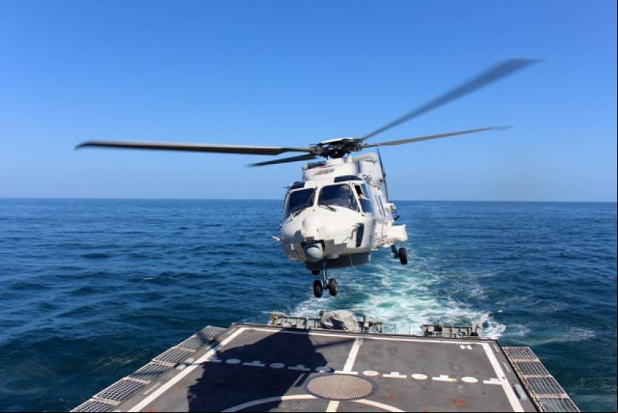 Un NH90 tomando en un BAM, aunque se trata de un aparato de los Pa