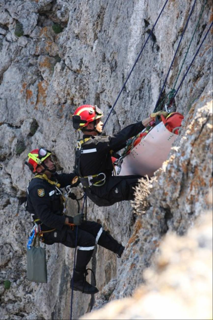 Ejercicios en tareas de rescate en alta monta