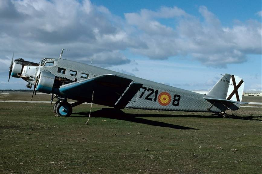 JUNKERS-CASA 352L T.2B