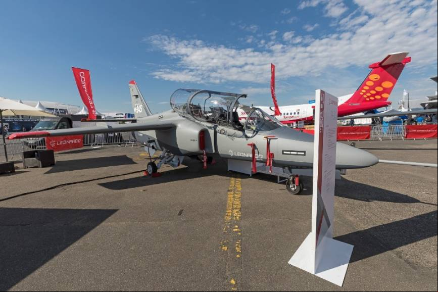 El M-345 se trata de un avi