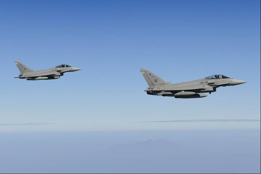 Dos de los Eurofighter que envi
