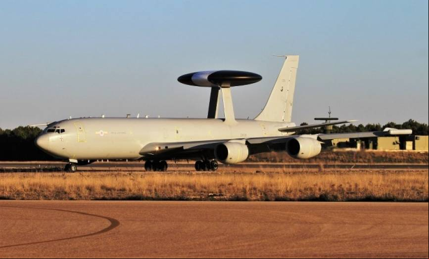 Todas las misiones del curso han sido monitorizados por los Boeing E-3 AWACS, en la imagen uno brit