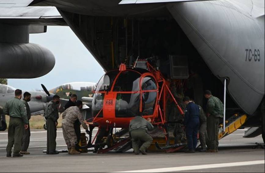 Los Lama fueron transportados en C-130 y armados en el terreno