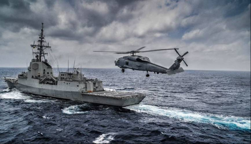 En las modernas operaciones navales el concurso de los helic