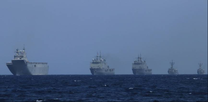 La parada naval estuvo encabezada por el nav