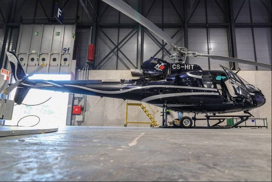Uno de los modelos ligeros de Airbus Helicopters es este H125 (antes AS350B3)