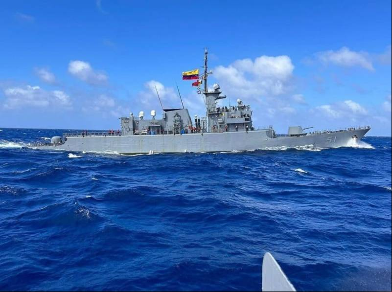 Fragata ARC Almirante Padilla (FM-51) de la Armada de la Rep