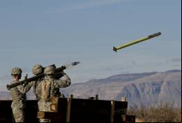 Momento del lanzamiento de un misil Stinger, durante unos ejercicios. (Raytheon Missile Systems)