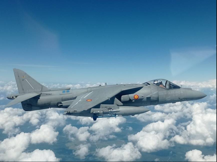 Uno de los AV-8B