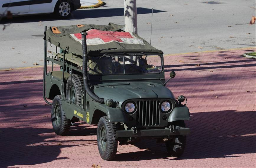 La ambulancia M-170, era b