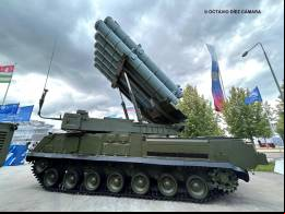 Puesto de lanzamiento BUK M3 con doce misiles prestos para neutralizar objetivos a