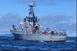Patrullero costero "4 de Noviembre" P-208 durante un despliegue en el oc