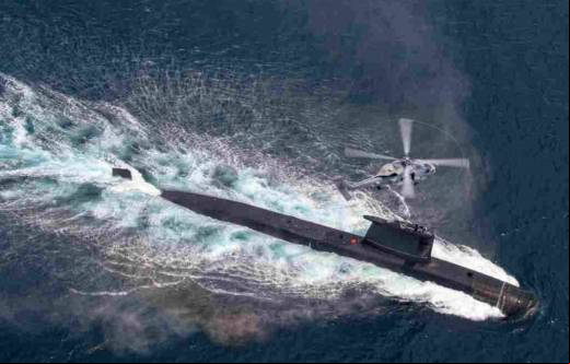Submarino clase Scorpene de la Armada de Chile en el ejercicio Submarino Diesel-El